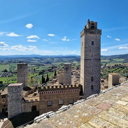 Torre Salvucci Maggiore Medieval Tower Experience San Gimignano Eksteriør bilde