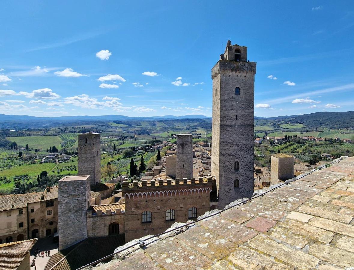 Torre Salvucci Maggiore Medieval Tower Experience San Gimignano Eksteriør bilde